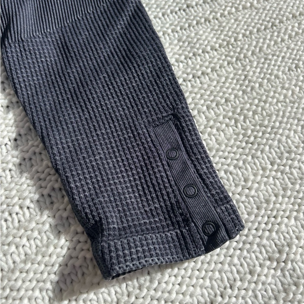 Gray Acid Wash Leggings, Size S - Picture 2 of 3